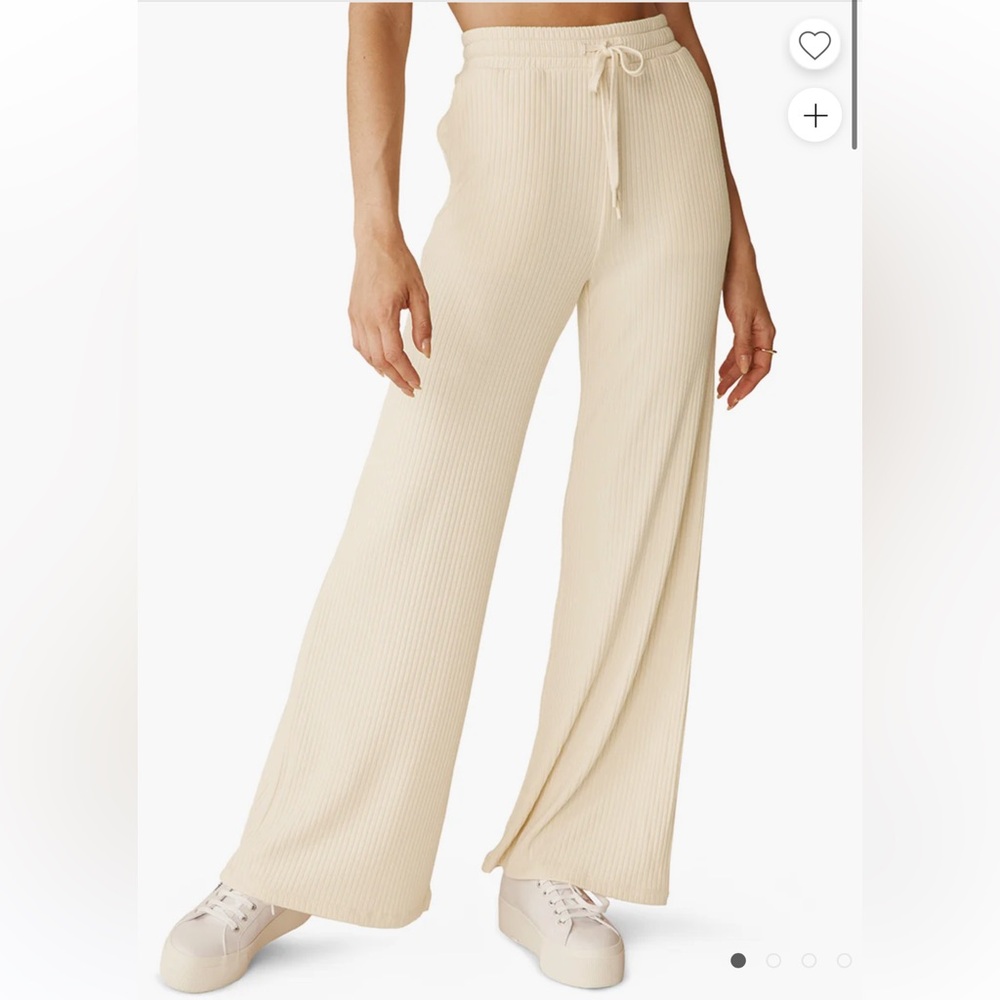 BEYOND YOGA WELL TRAVELED WIDE LEG PANT- IVORY SIZE SMALL
